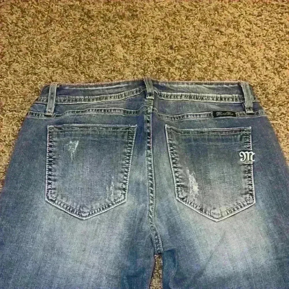 Miss Me Skinny Jeans - Picture 4 of 5